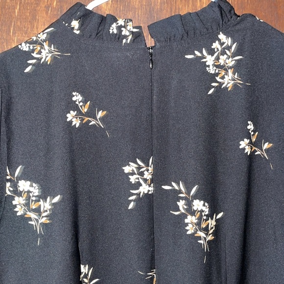 🟢J crew floral dress - Picture 4 of 4